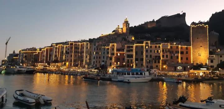 Casa Vacanze Luna Porto Venere Extérieur photo